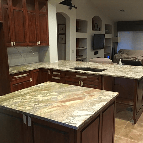 Kitchen countertop matching color with kitchen landing area in Tucson home